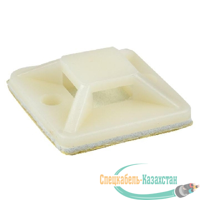 Площадка самоклеящаяся 40х40мм бел. (уп.100шт) EKF plc-40x40